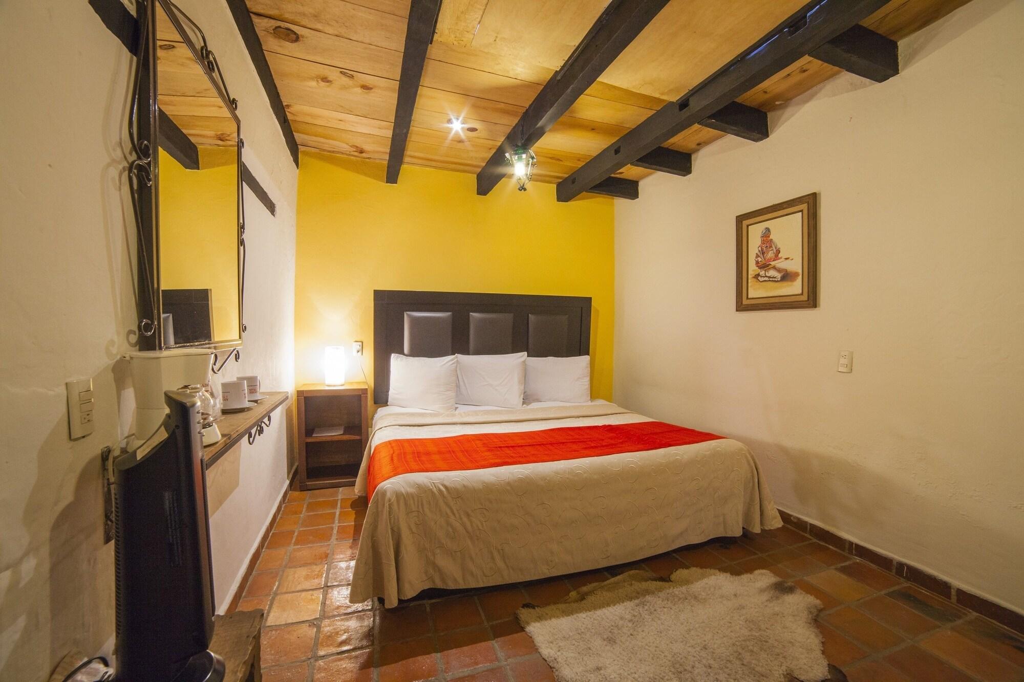 Hotel Adobe y Teja San Cristobal de las Casas Bagian luar foto