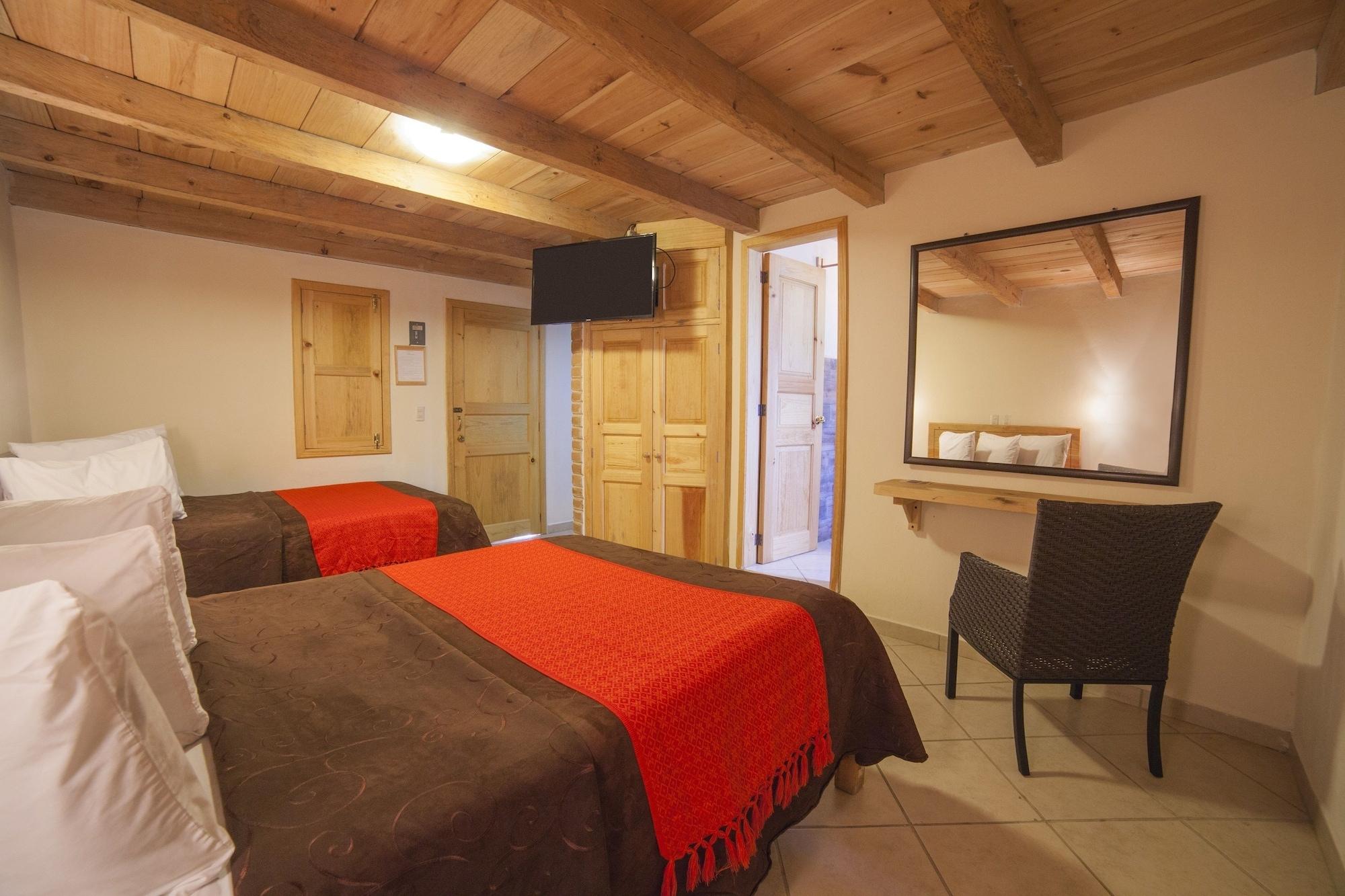 Hotel Adobe y Teja San Cristobal de las Casas Bagian luar foto