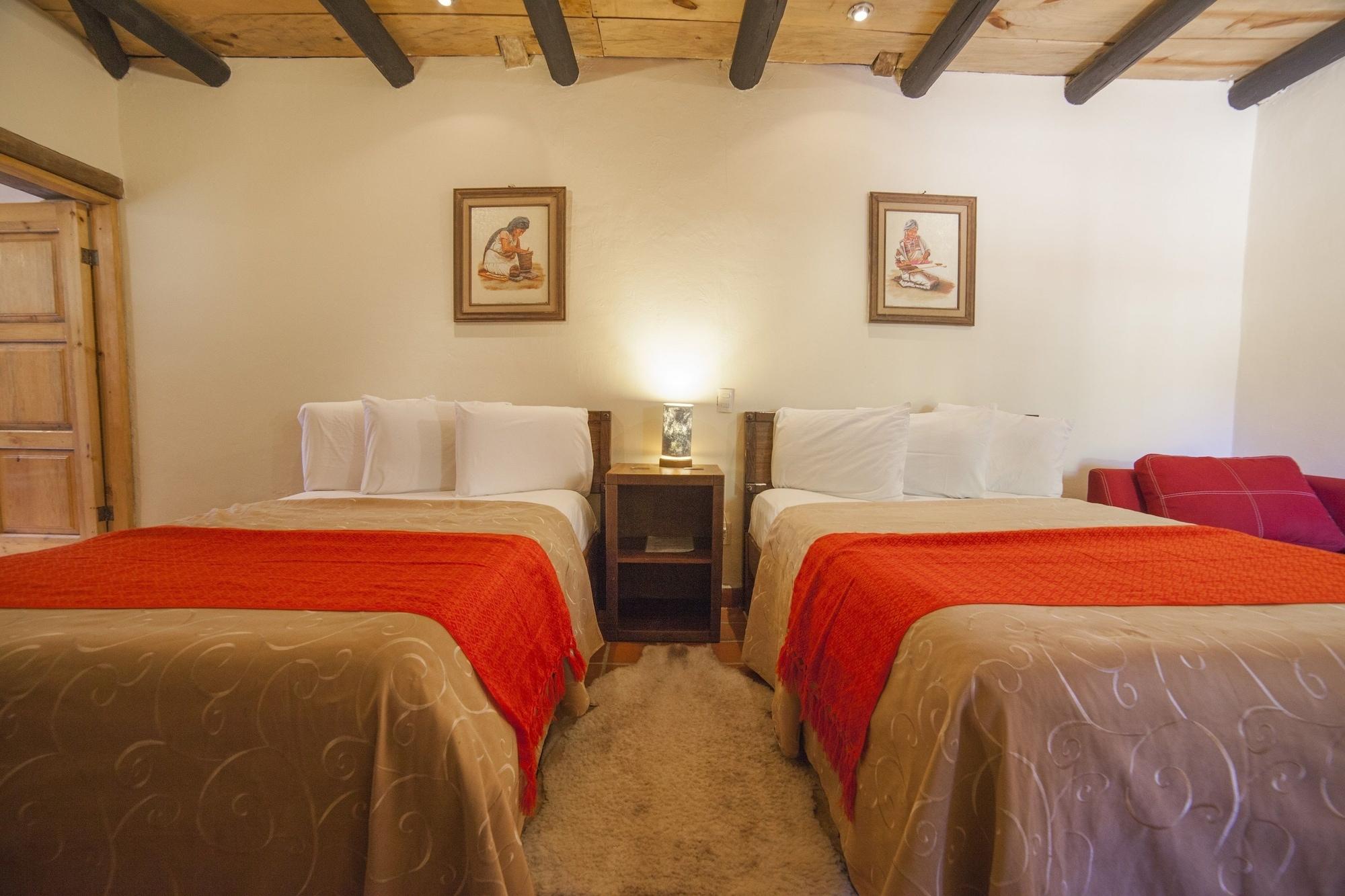 Hotel Adobe y Teja San Cristobal de las Casas Bagian luar foto